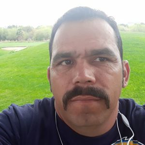 Meet your Posher, Carlos orlando